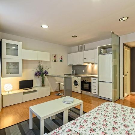 Loft En Badalona Centro Apartment Екстериор снимка